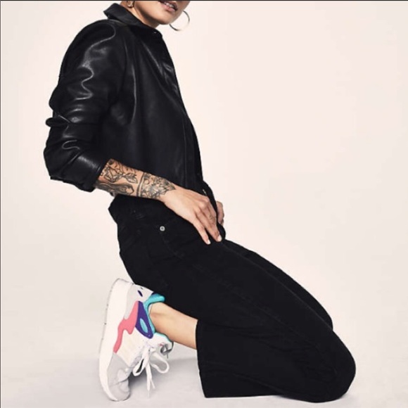 Adidas Sneakers NWT - Picture 2 of 8